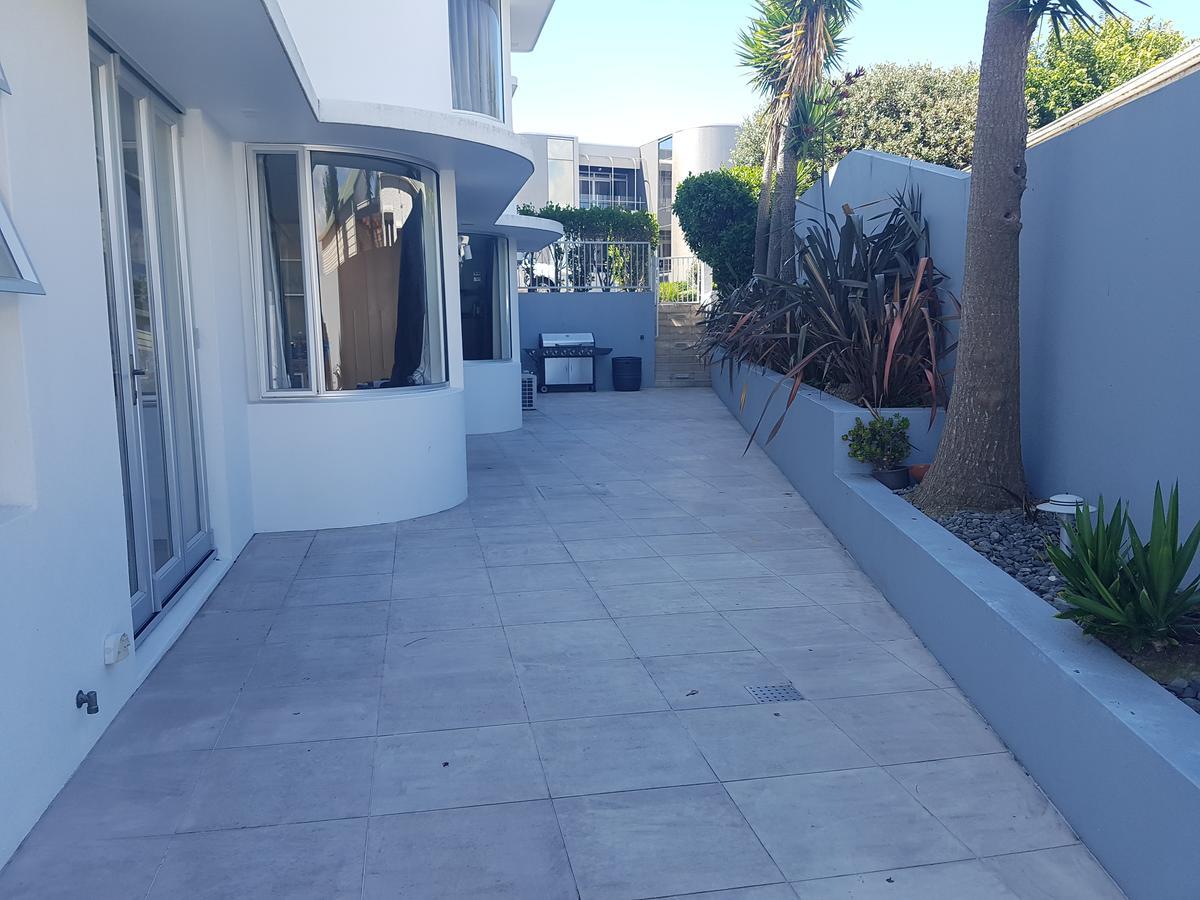 Lakeside Apartment Waimahana 1 Taupo Exterior photo